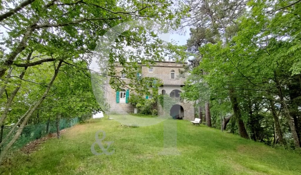 Castle of Granaglione for sale Italy 5