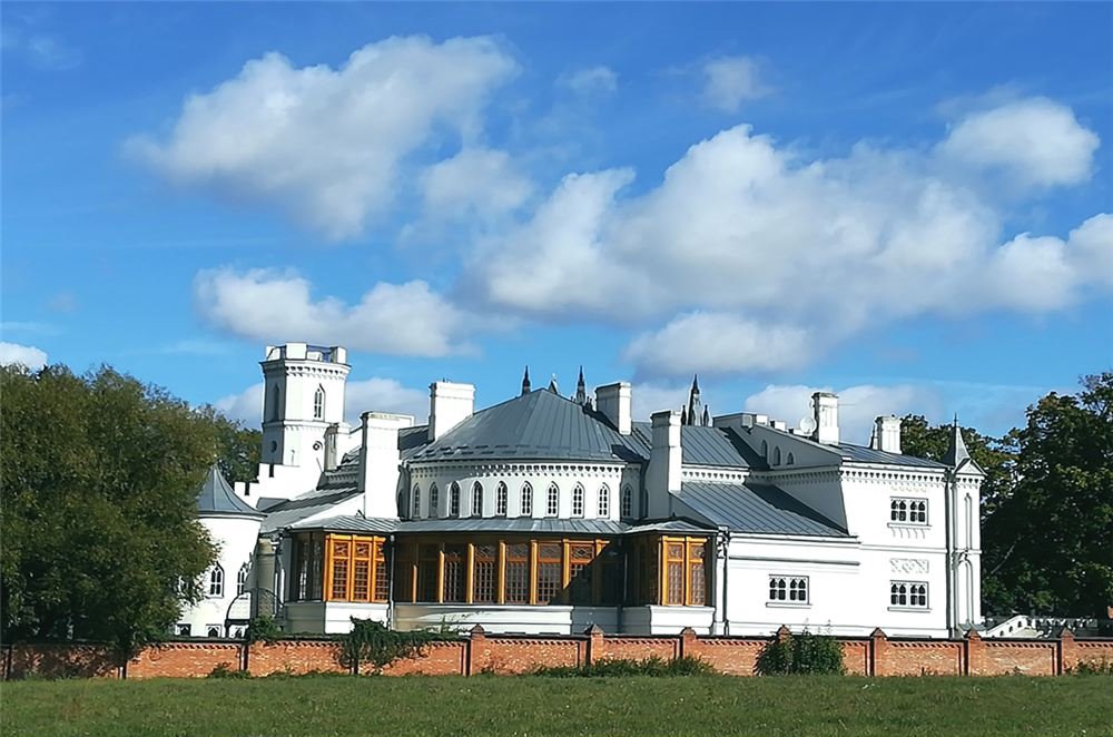 The Phoenix Palace: A Neo-Gothic Dream Reborn in Poland’s Golden Countryside