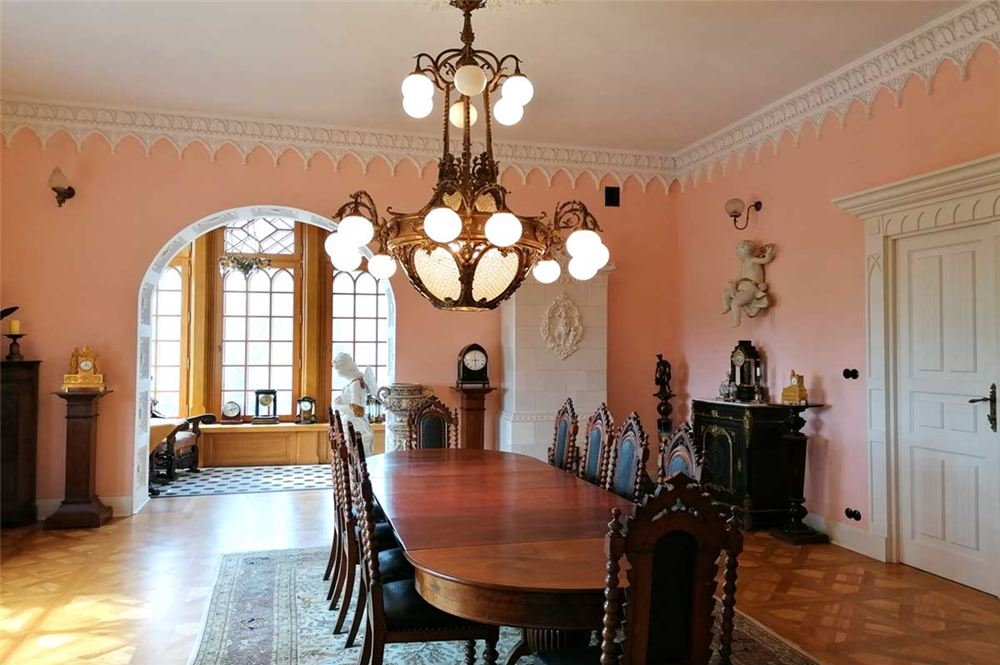 Palace for sale in Patrykozy Poland 7