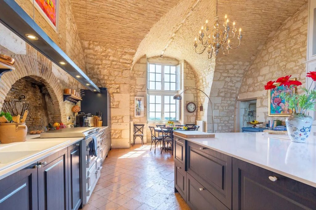 Luxury Chateau Apartment for sale nr Bergerac France 2