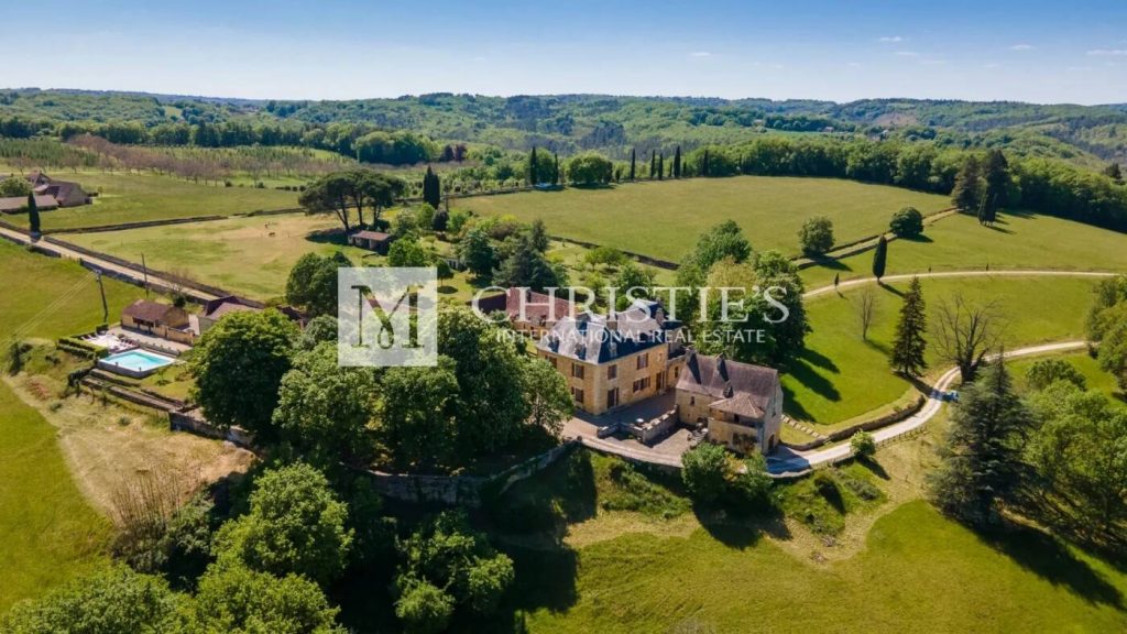 18th century chateau for sale with stunning views 2