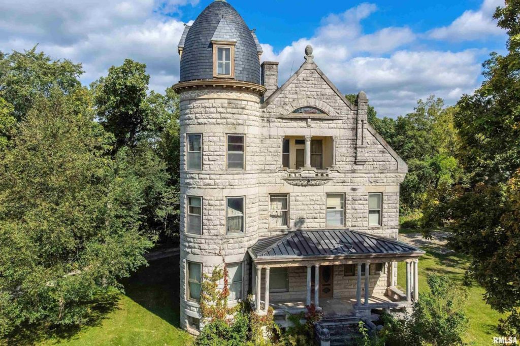 19th century castle for sale - Warner Castle Road IL United States 1