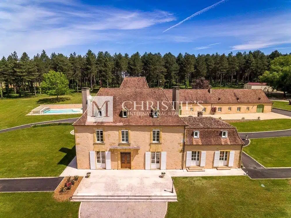 Immaculate 17th century French Manor House for Sale 7
