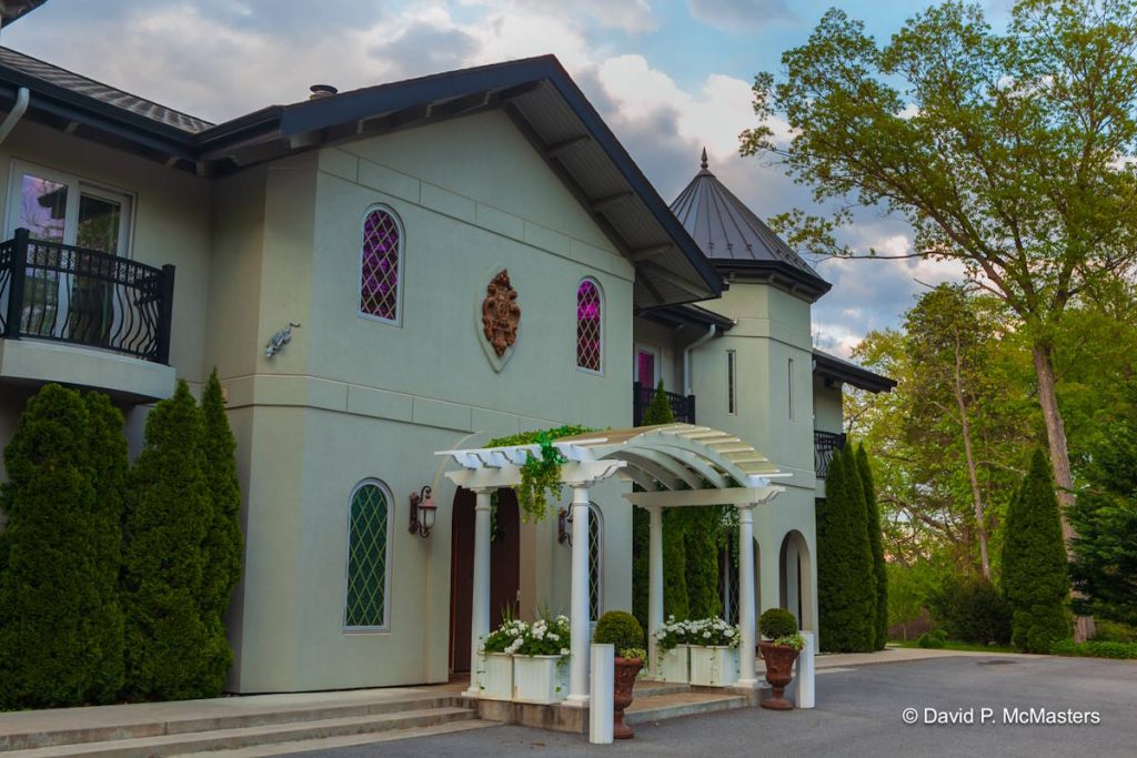 Graycliff Hall: A Castello’s Whisper on the Potomac’s Edge