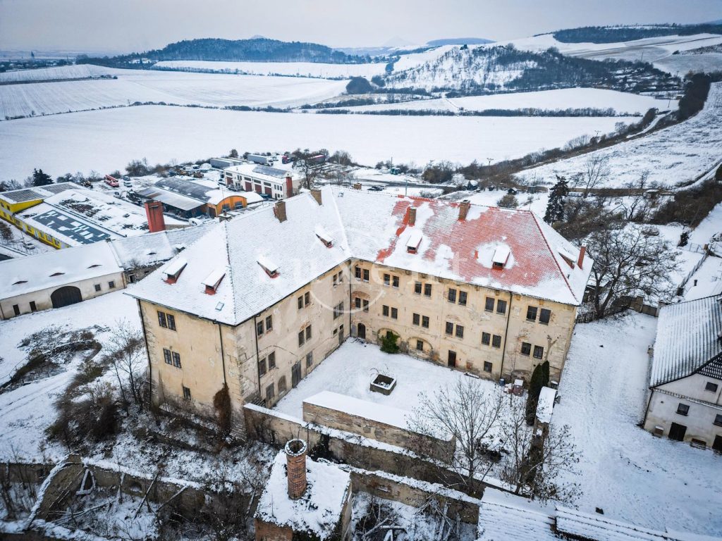 Baroque Castle for Sale Zitenice Czechia 7