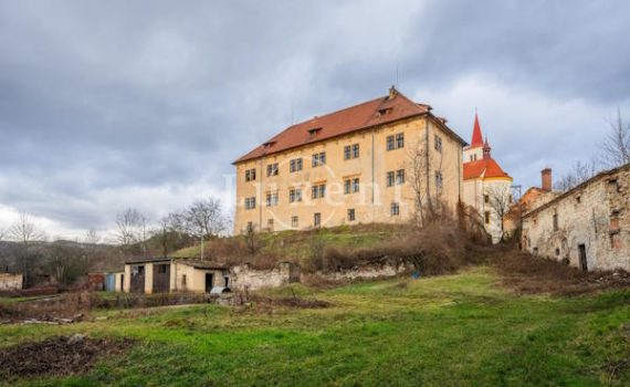 Baroque Castle for Sale Zitenice Czechia sml