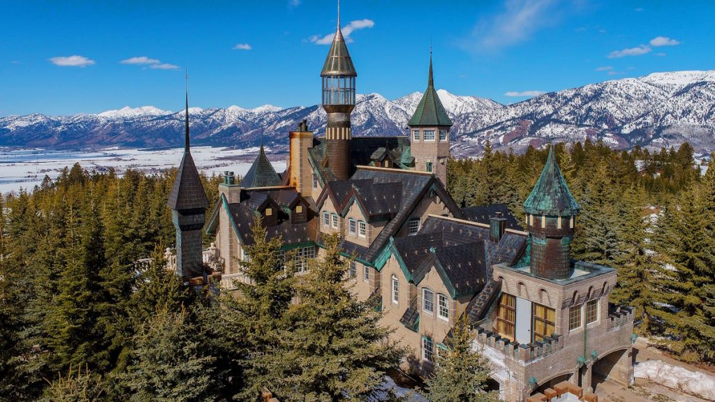 Bedford Castle for sale Star Valley Wyoming 1