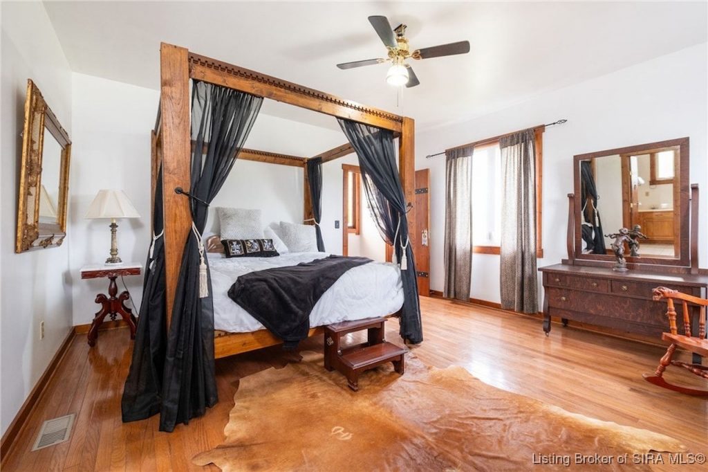 Birdsell Castle For Sale Indiana USA 10