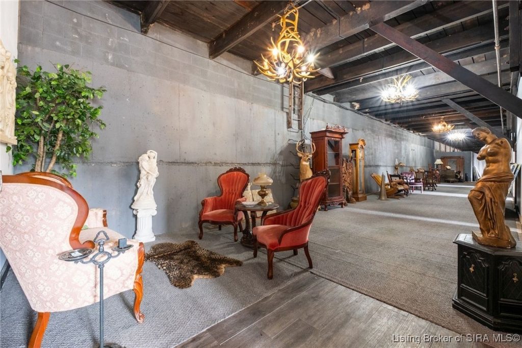 Birdsell Castle For Sale Indiana USA 13