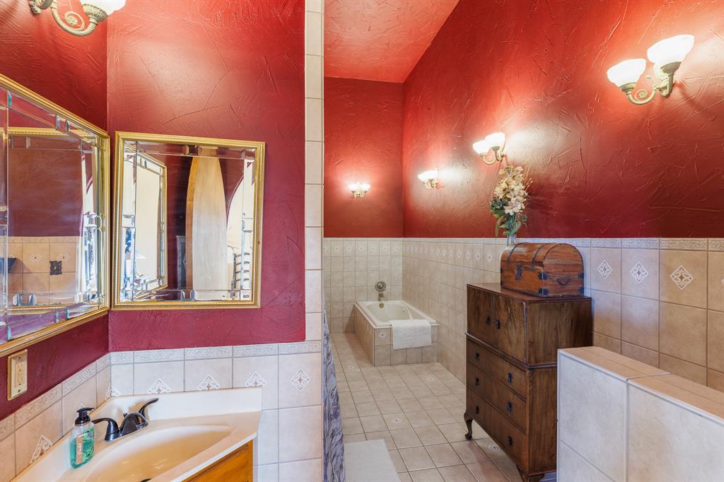 Falkenstein Castle for sale Burnett Texas 23