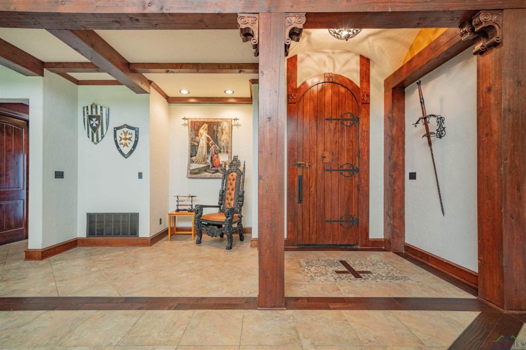 Texas Castle for sale in Gilmore 11
