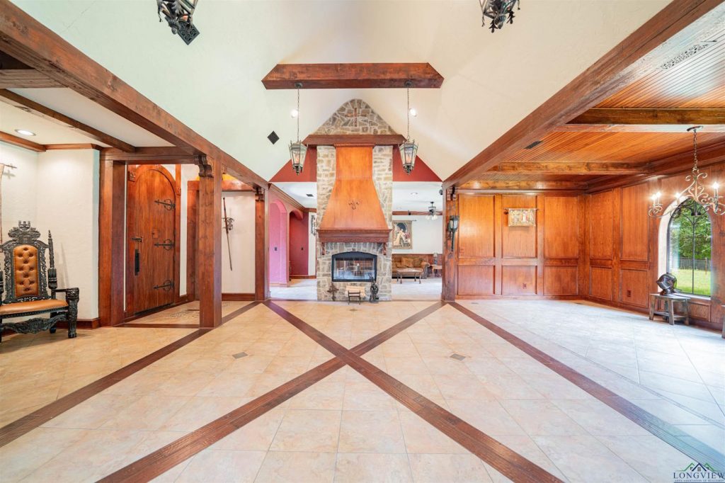 Texas Castle for sale in Gilmore 19