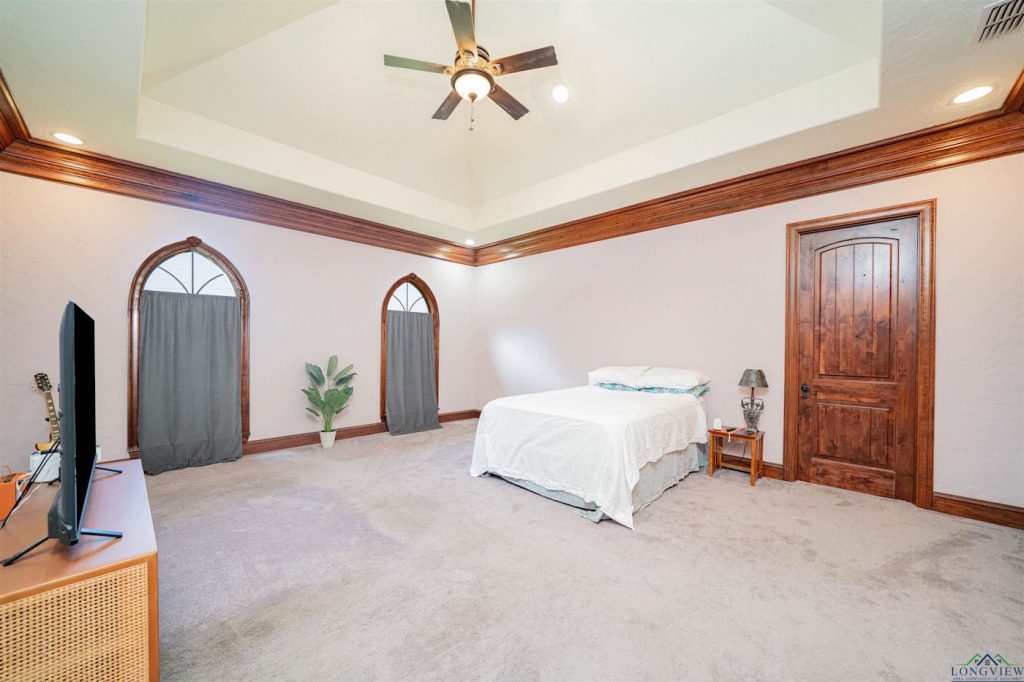 Texas Castle for sale in Gilmore 21