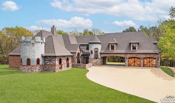 Texas Castle for sale in Gilmore sml