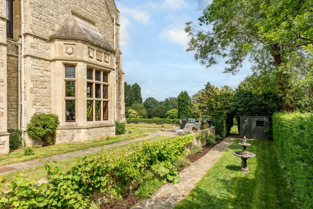 Exceptional Home for Sale in Gothic Baronial Hall - Gilston Park House England 25