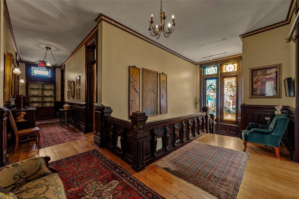 Shakespeare Chateau For Sale - St Joseph Missouri 20