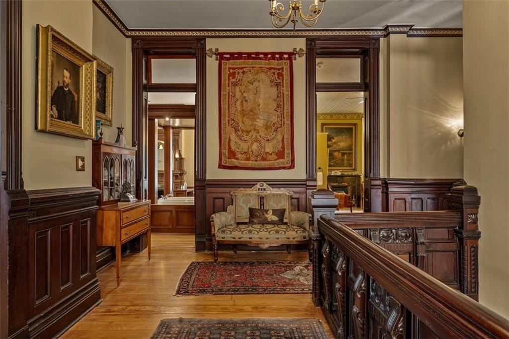 Shakespeare Chateau For Sale - St Joseph Missouri 21