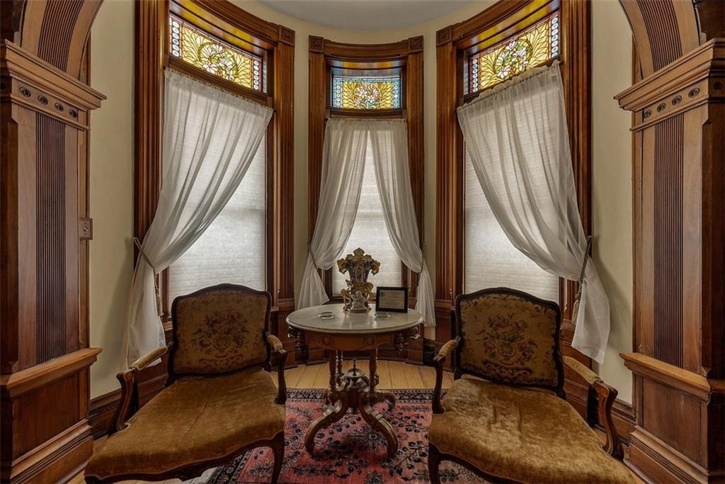 Shakespeare Chateau For Sale - St Joseph Missouri 31