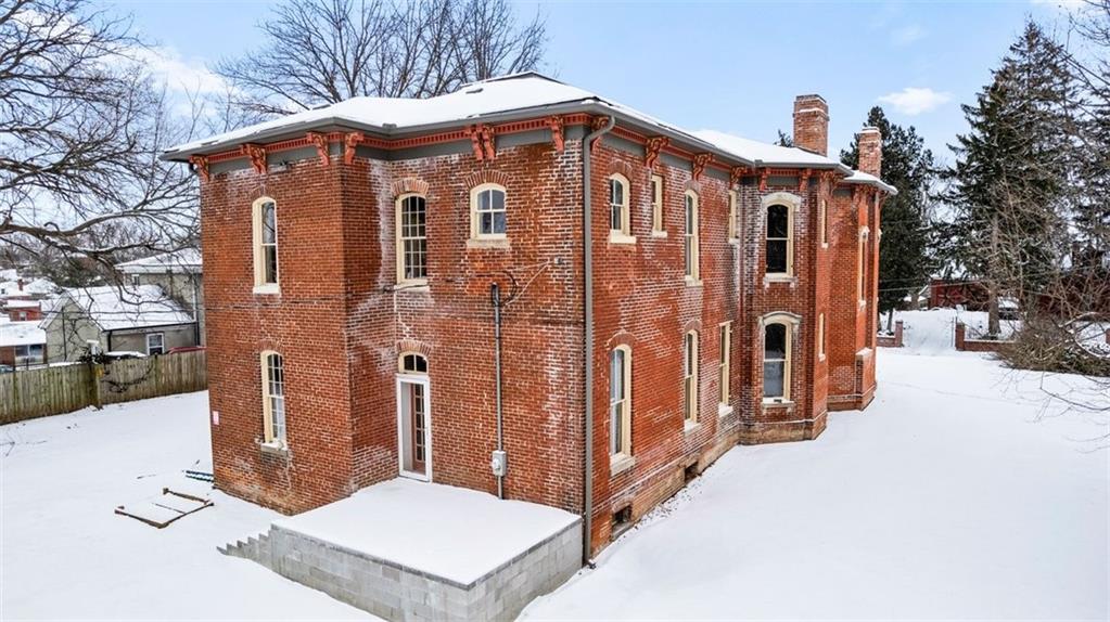 Shakespeare Chateau For Sale - St Joseph Missouri 40