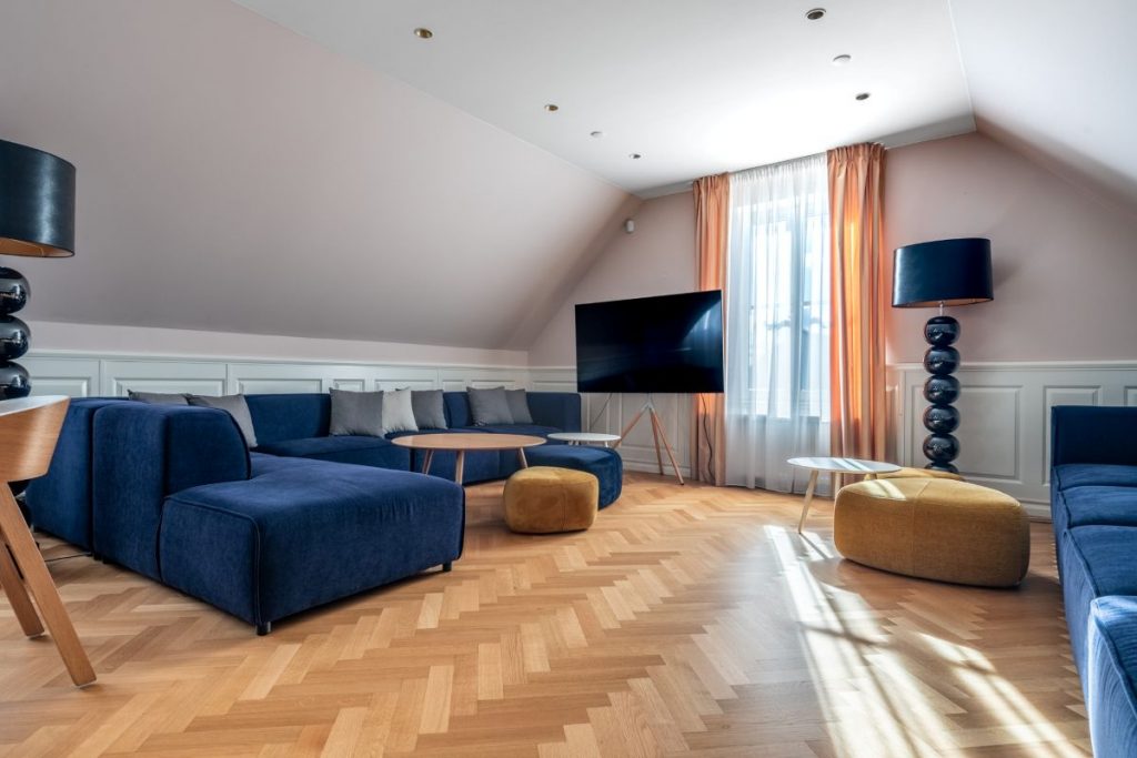 Trnova castle for sale Czechia 3e